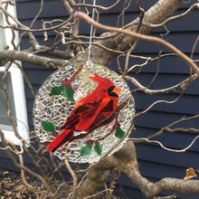 Load image into Gallery viewer, 3&quot; Cardinal Mosaic Sun Catcher